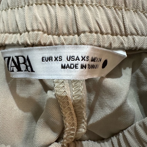 Zara Wide/Flared Leg Pants - Picture 2 of 4